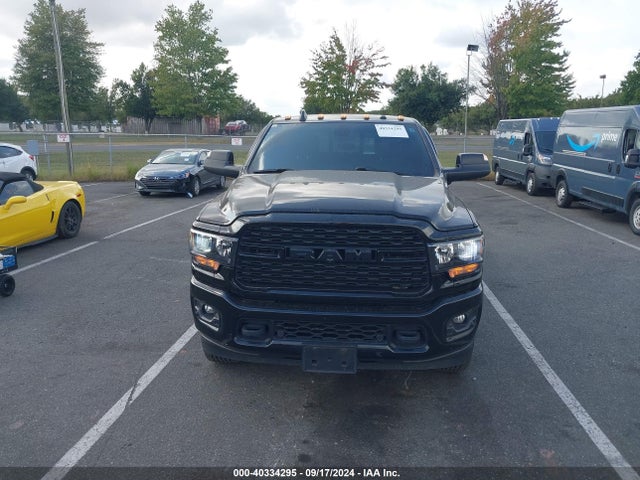 3C6UR5DL7NG168351 RAM 2500 Big Horn  4x4 6'4 Box