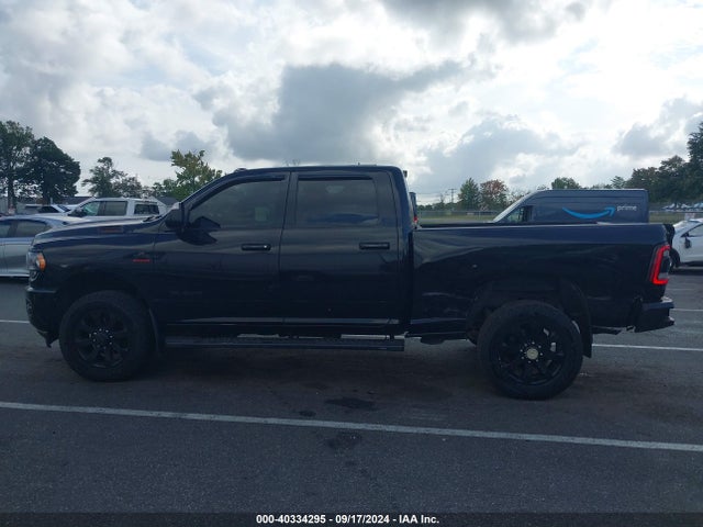 3C6UR5DL7NG168351 RAM 2500 Big Horn  4x4 6'4 Box