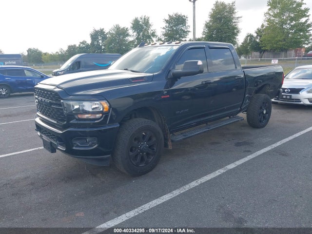 3C6UR5DL7NG168351 RAM 2500 Big Horn  4x4 6'4 Box