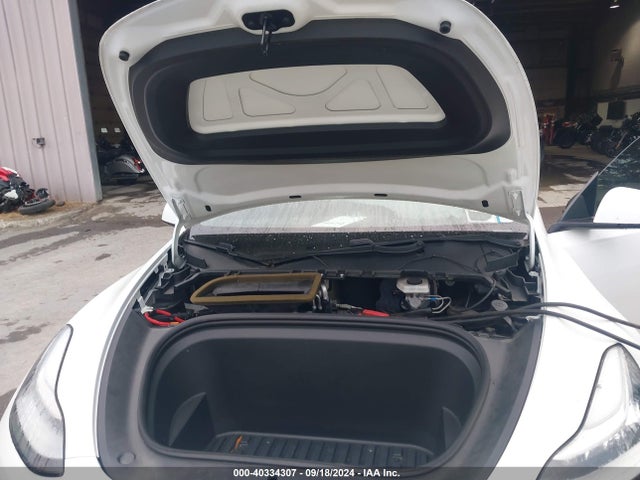 2020 TESLA MODEL Y 5YJYGDEE2LF055808 Photo 9