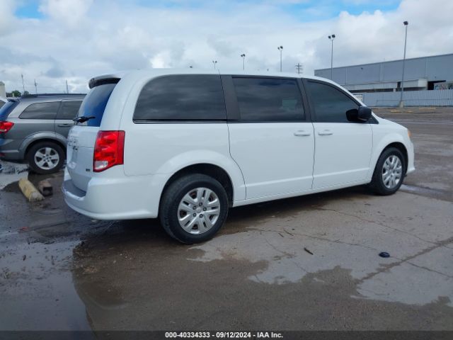 2C4RDGBGXJR296411 Dodge Grand Caravan Se