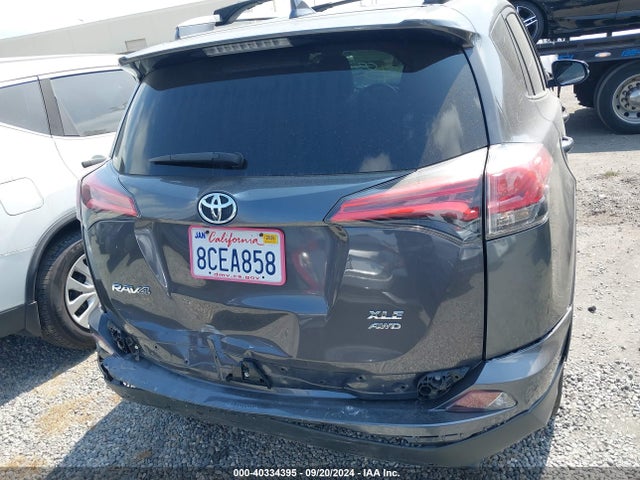 Toyota Rav4 Xle 2018 2T3RFREV9JW729934 Image 16