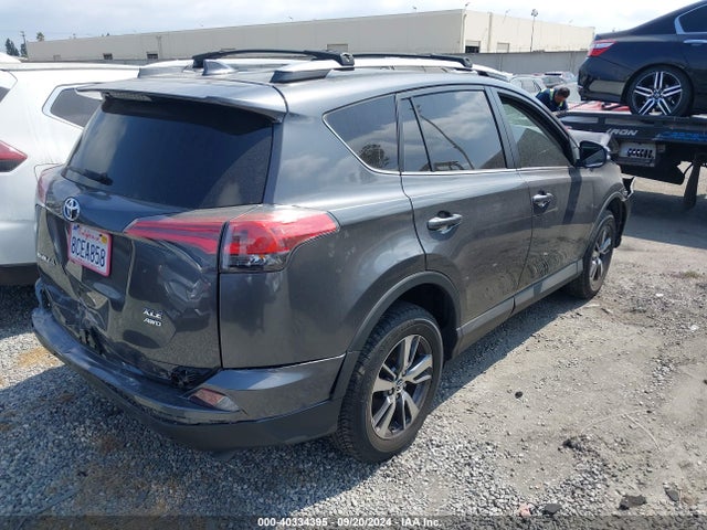 Toyota Rav4 Xle 2018 2T3RFREV9JW729934 Image 4