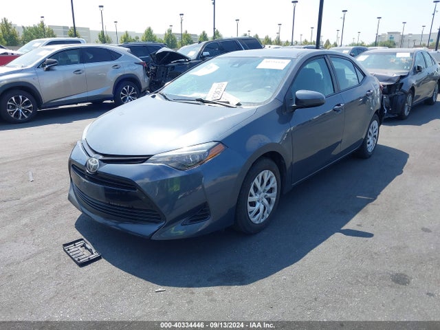 Toyota COROLLA LE 2017 5YFBURHE5HP690864 Image 2