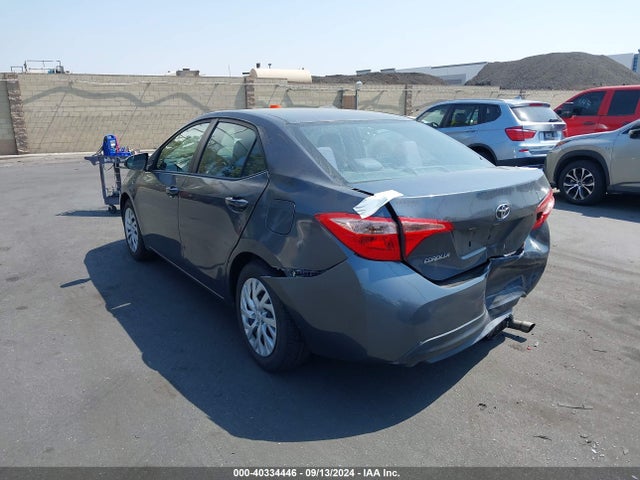Toyota COROLLA LE 2017 5YFBURHE5HP690864 Image 3