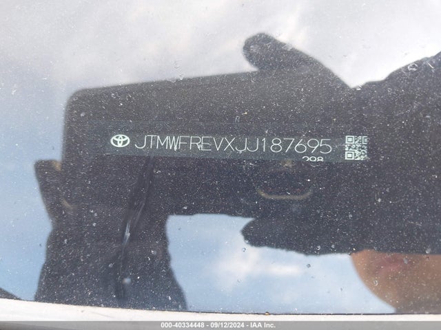 Toyota Rav4 Xle 2018 JTMWFREVXJJ187695 Image 9