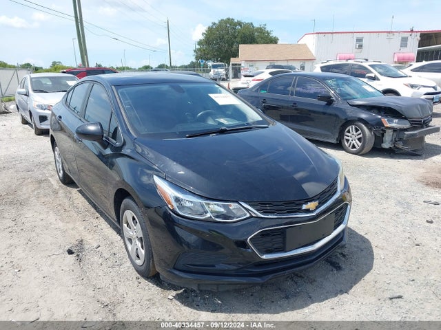 Chevrolet Cruze Ls Auto 2017 1G1BC5SM2H7105440 Image 1