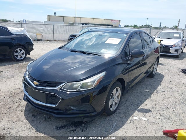 Chevrolet Cruze Ls Auto 2017 1G1BC5SM2H7105440 Image 2