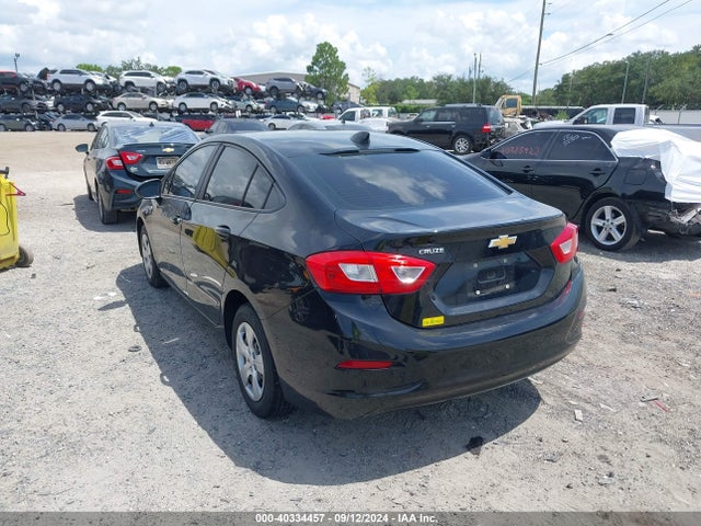 Chevrolet Cruze Ls Auto 2017 1G1BC5SM2H7105440 Image 3