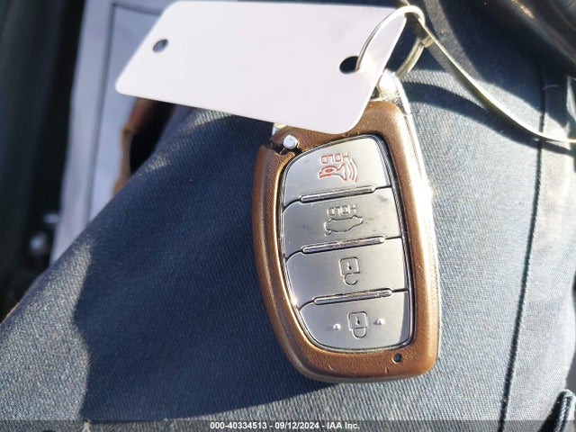 Hyundai Elantra Value Edition 2018 KMHD84LF6JU588199 Image 11