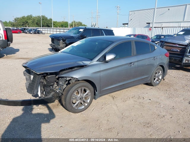 Hyundai Elantra Value Edition 2018 KMHD84LF6JU588199 Image 2