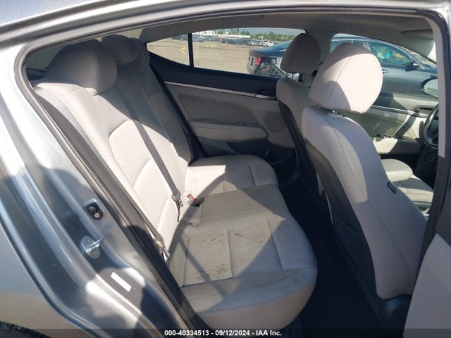 Hyundai Elantra Value Edition 2018 KMHD84LF6JU588199 Image 8