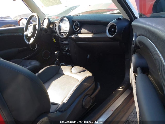 2013 MINI CLUBMAN WMWZG3C58DT575962 Photo 4