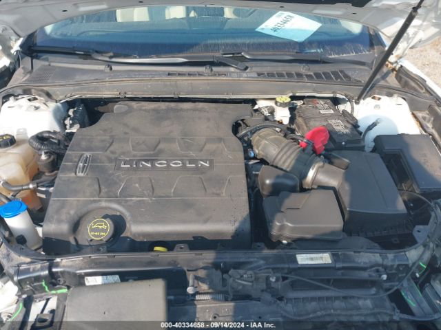 1LN6L9VK3L5605519 Lincoln Continental Standard