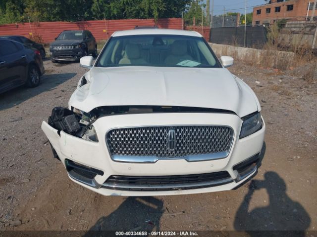 1LN6L9VK3L5605519 Lincoln Continental Standard