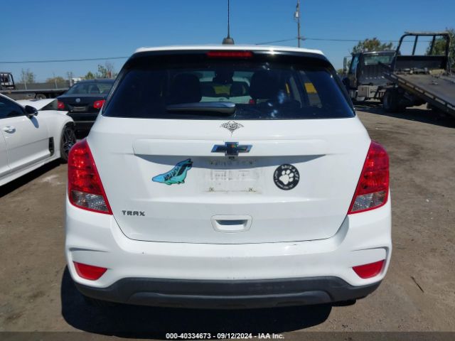 KL7CJKSB0LB045028 Chevrolet Trax Fwd Ls