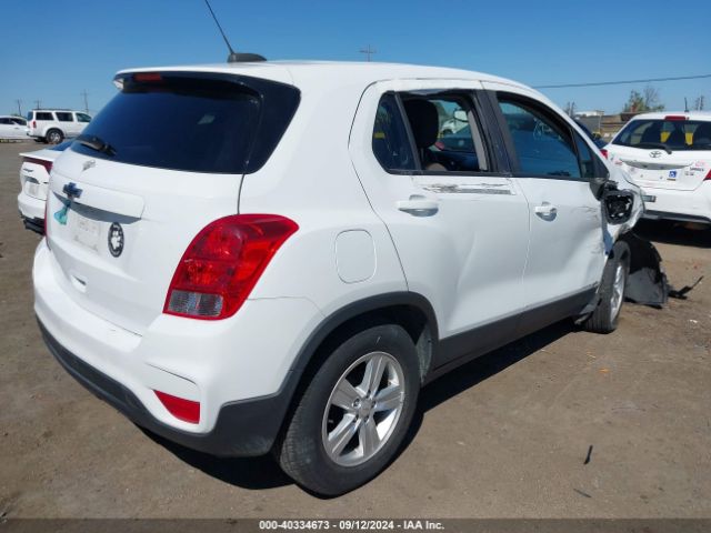 KL7CJKSB0LB045028 Chevrolet Trax Fwd Ls