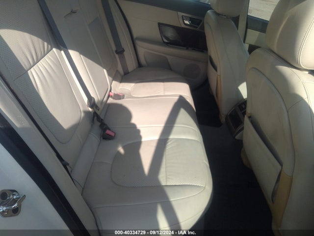 2009 JAGUAR XF SAJWA06B49HR03641 Photo 7