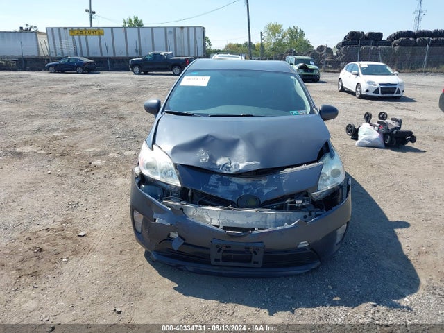 Toyota Prius Three 2015 JTDKN3DU3F1885614 Image 11