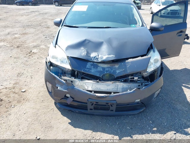 Toyota Prius Three 2015 JTDKN3DU3F1885614 Image 6