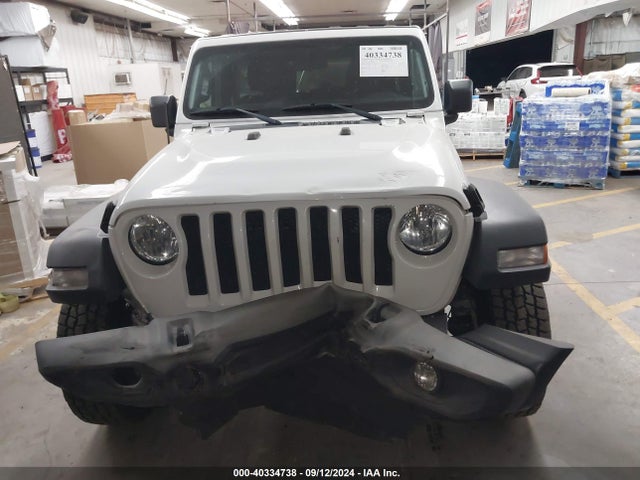 1C4HJXDN0JW306340 Jeep Wrangler Unlimited Sport S 4x4