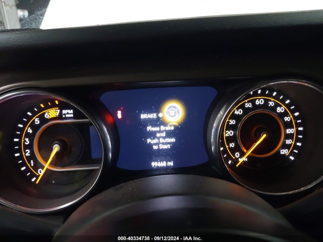 1C4HJXDN0JW306340 Jeep Wrangler Unlimited Sport S 4x4