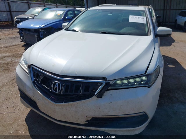 19UUB1F3XHA004003 Acura TLX