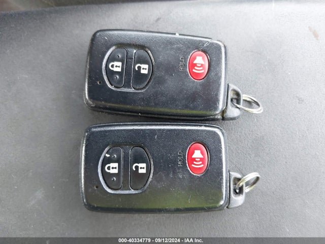 Toyota Prius Two 2014 JTDKN3DU0E1776901 Image 11