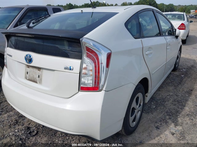 Toyota Prius Two 2014 JTDKN3DU0E1776901 Image 16