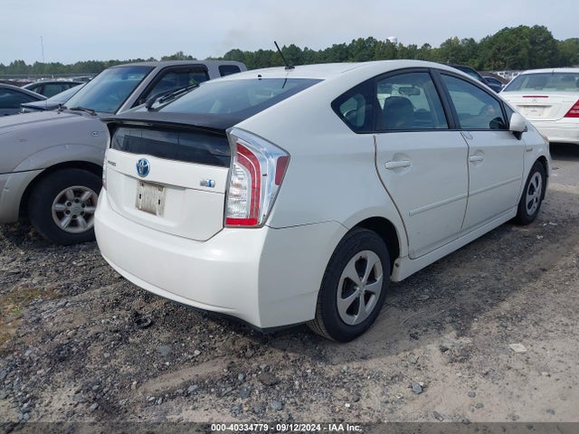 Toyota Prius Two 2014 JTDKN3DU0E1776901 Image 4