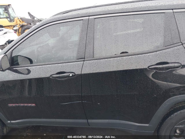 3C4NJDDB0NT111499 Jeep Compass Trailhawk 4x4