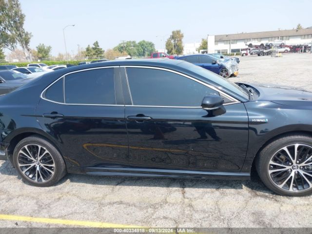 4T1B21HK6JU509143 Toyota Camry Hybrid Se