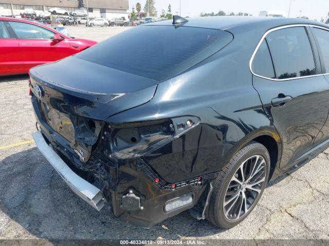 4T1B21HK6JU509143 Toyota Camry Hybrid Se