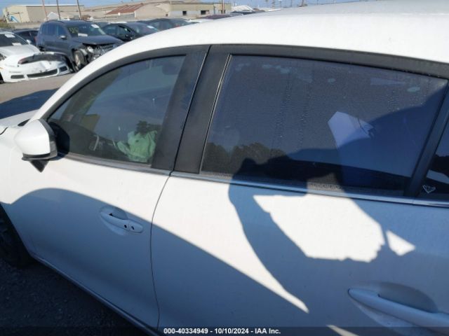JM1BM1L7XE1191858 Mazda Mazda3 I Touring