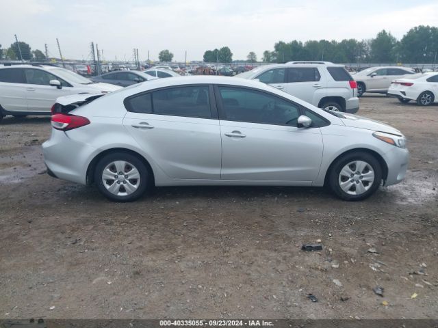 3KPFL4A77JE185757 KIA FORTE LX