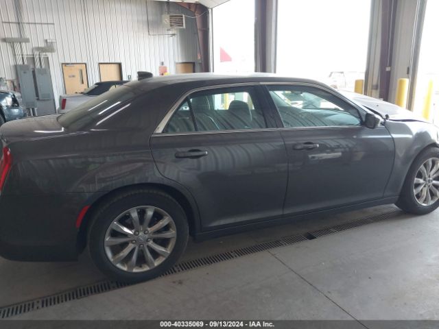 2C3CCARG9HH544986 Chrysler 300 Limited Awd
