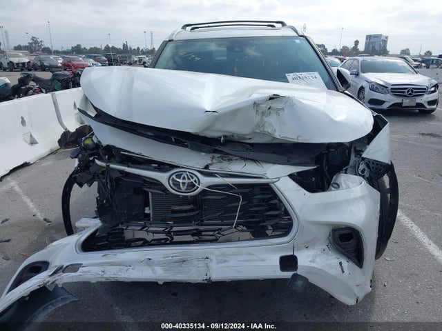 Toyota Highlander Xle 2023 5TDKDRAH9PS005632 Image 11