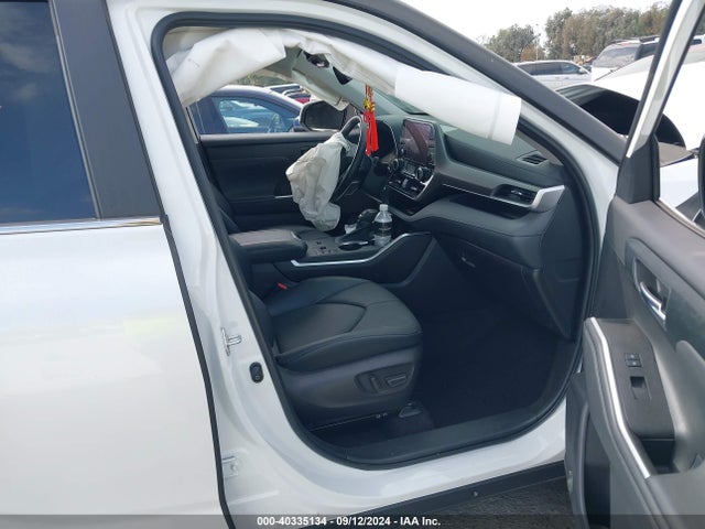 Toyota Highlander Xle 2023 5TDKDRAH9PS005632 Image 5