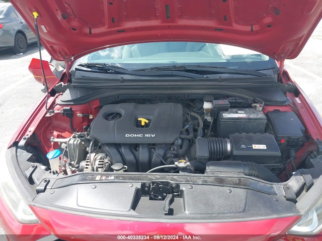 Hyundai ELANTRA SE 2018 KMHD74LF1JU450878 Image 10