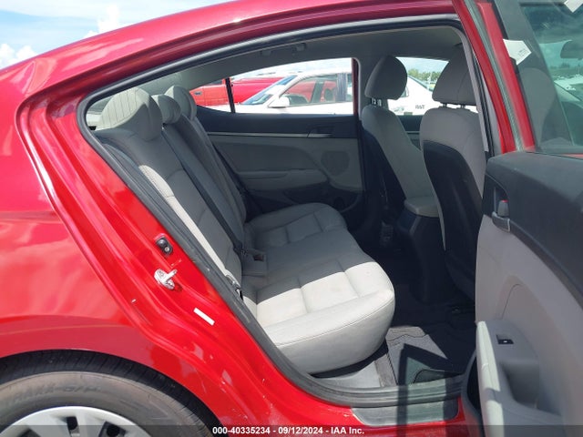 Hyundai ELANTRA SE 2018 KMHD74LF1JU450878 Image 8