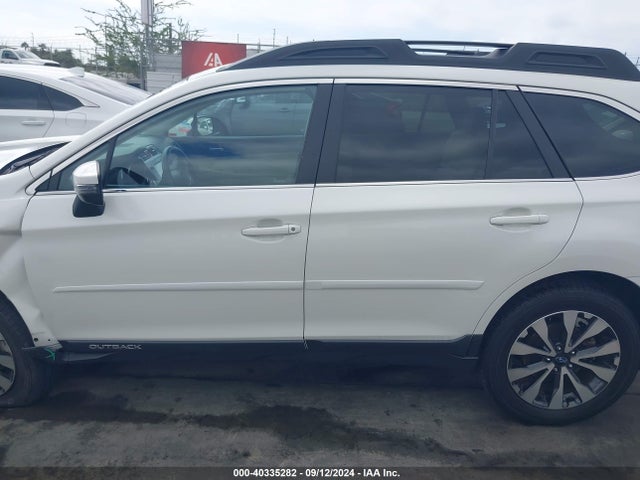 Subaru Outback 2.5i Limited 2015 4S4BSALC8F3209469 Image 14