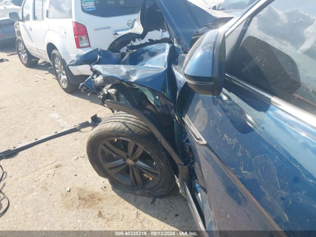 1V2SC2CA7NC215525 Volkswagen Atlas Cross Sport 2.0t Sel R-line