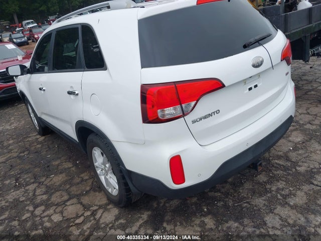 KIA SORENTO LX 2014 5XYKT4A67EG479786 Image 3