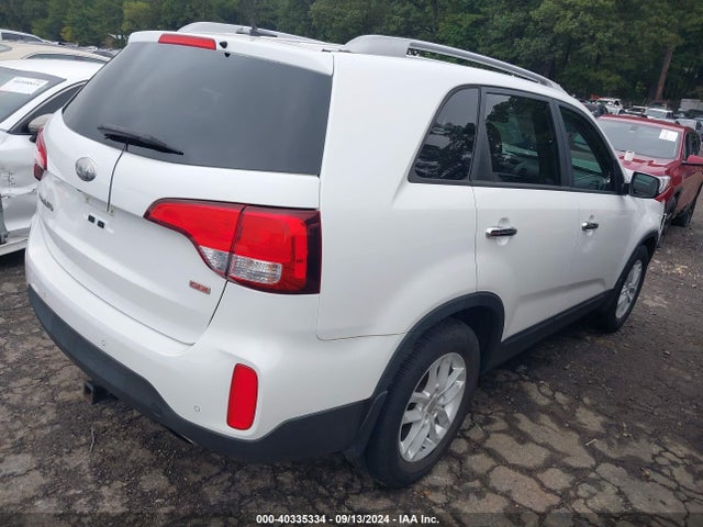 KIA SORENTO LX 2014 5XYKT4A67EG479786 Image 4