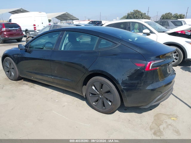 2024 TESLA MODEL 3 5YJ3E1EA5RF724139 Photo 2