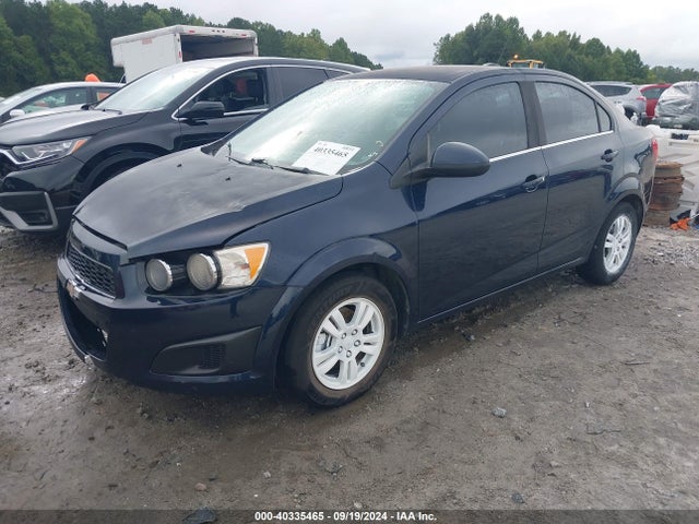 Chevrolet Sonic Lt Auto 2015 1G1JC5SH6F4189873 Image 2