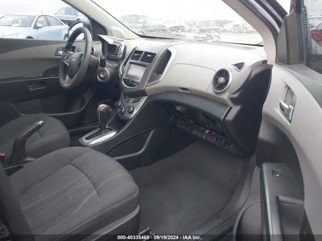 Chevrolet Sonic Lt Auto 2015 1G1JC5SH6F4189873 Image 5