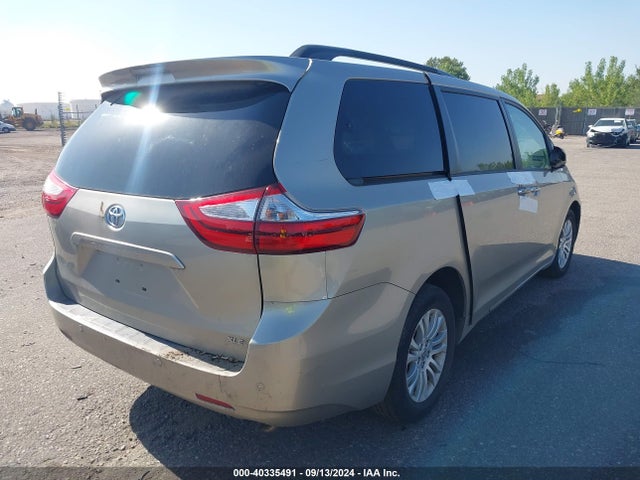 Toyota Sienna Xle 8 Passenger 2015 5TDYK3DC4FS598022 Image 4