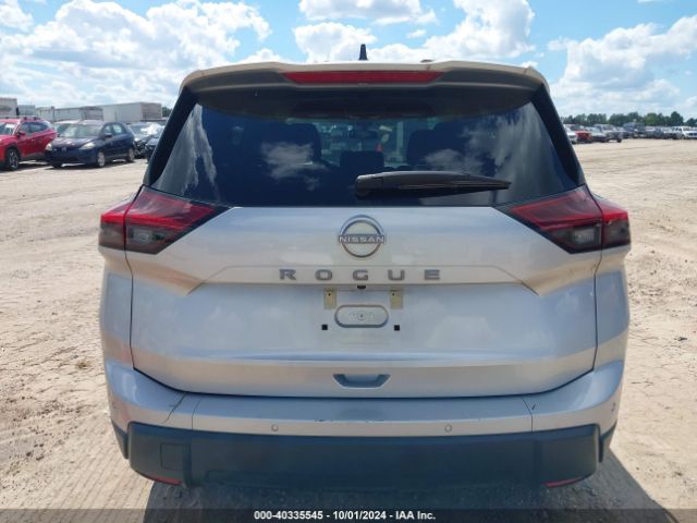 5N1BT3AA6RC677540 Nissan Rogue S Fwd