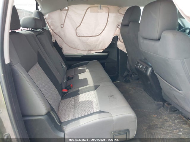 5TFDW5F17EX400391 Toyota Tundra Sr5 5.7l V8